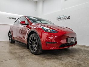 Tesla Model Y Long Range AWD bei unsere Fahrzeuge | The Carage in 